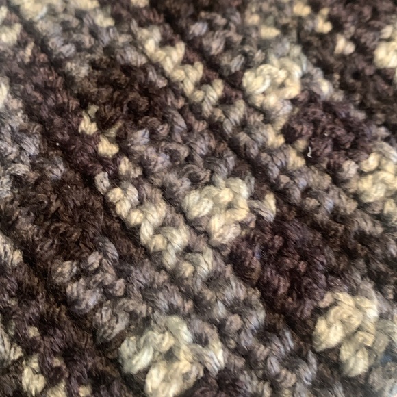 Hand made scarf - Picture 2 of 5